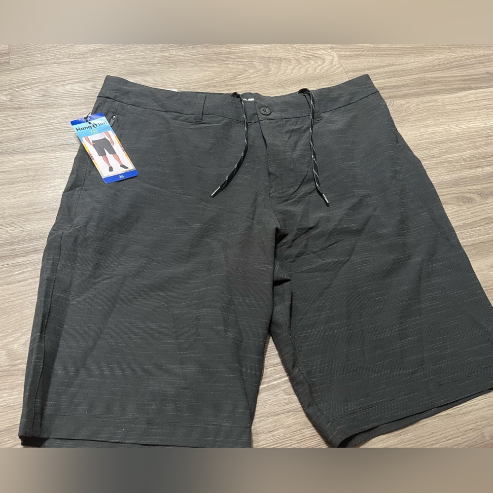 Men’s size 36 shorts